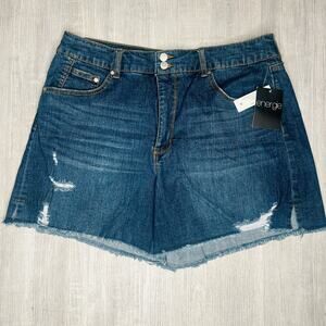 NWT energie size 21 women’s blue jean frayed shorts